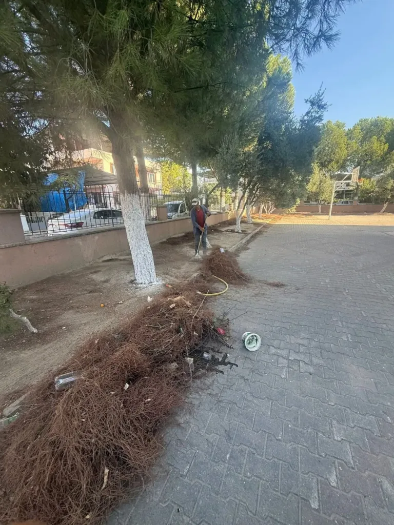germencikte okullar yeni egitim yilina hazirlaniyor 0b66bced3dbd
