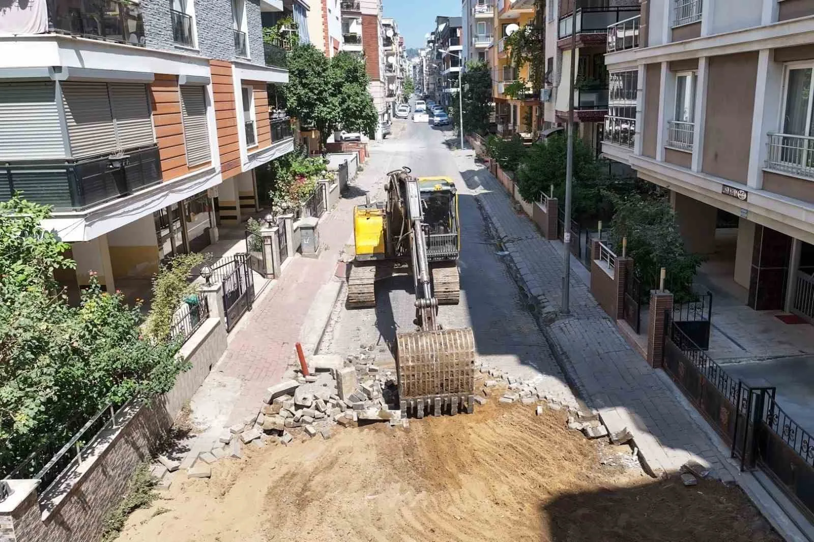 guzelhisarda yollar yenileniyor 62d1cb376395