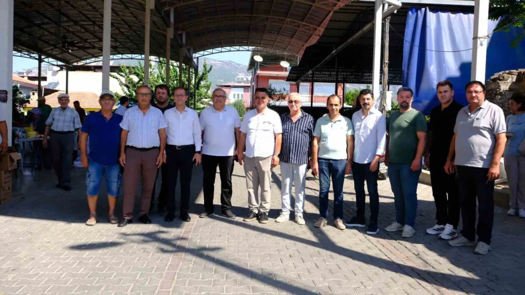 Horsunlu’da kurtuluş gününe özel 15 kazan keşkek dağıtıldı 4 horsunluda kurtulus gunune ozel 15 kazan keskek dagitildi d902f76af7e8