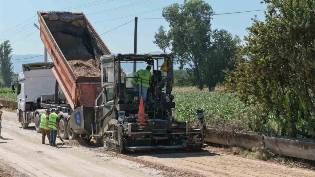 incirliovada yol yenileme calismalari devam ediyor 17cb09ac0636