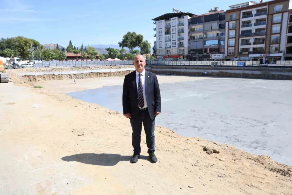 incirliovadaki meydan projesi suruyor d0d9dca115ba