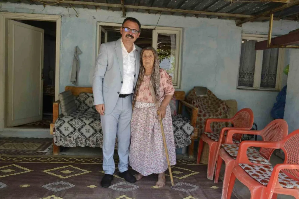 kaymakam ates atcada vatandaslarin kapisini caldi 7d34061468bc