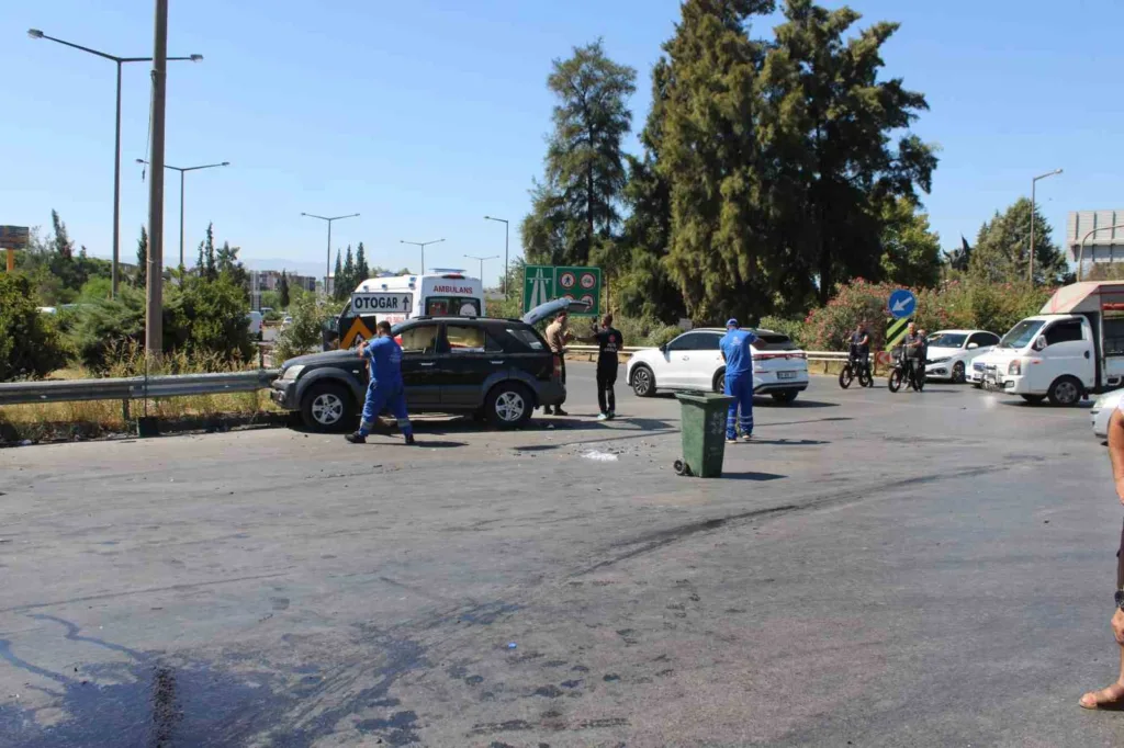 kirmizi isik ihlali kaza getirdi 3 yarali d62f4b020ac3