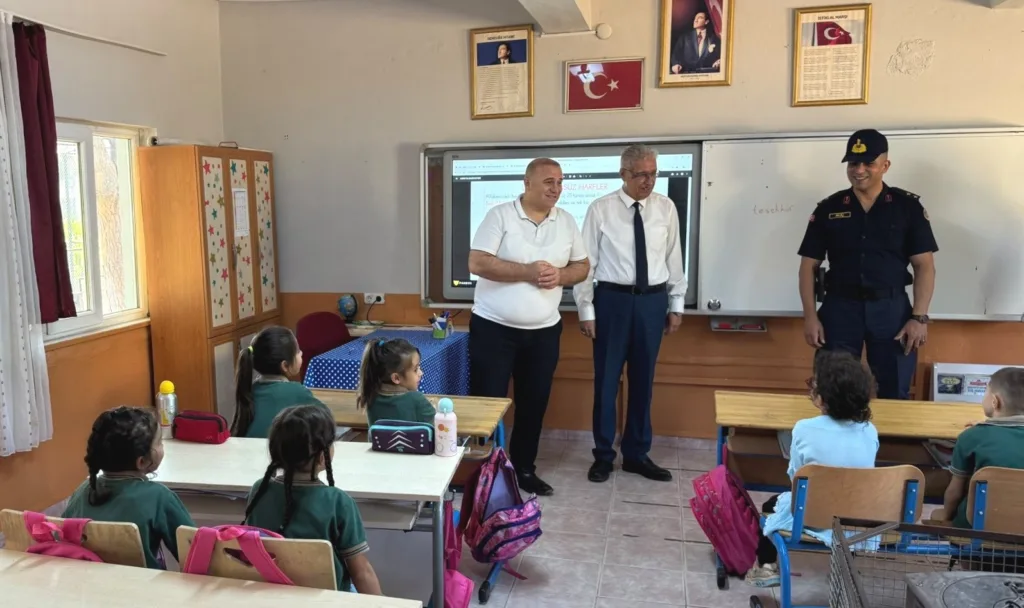 kosk kaymakami tas dort mahallede vatandaslarla bir araya geldi 303f3b88f784