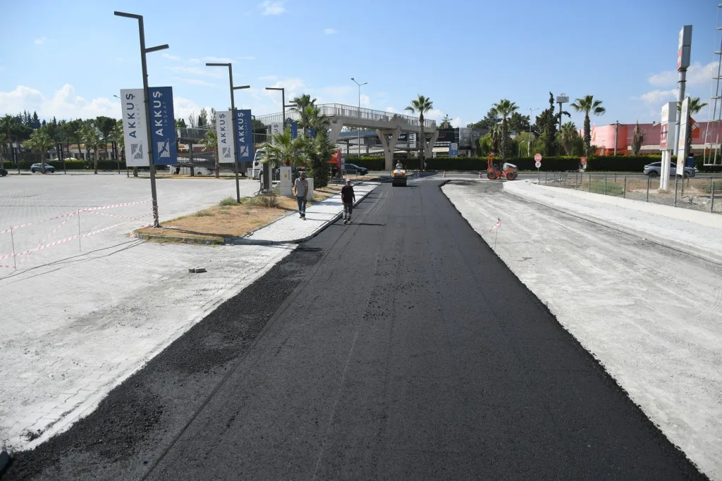 Kuşadası’nda Değirmendere Mahallesi’ne sıcak asfalt 4 kusadasinda degirmendere mahallesine sicak asfalt b7b15d0def89