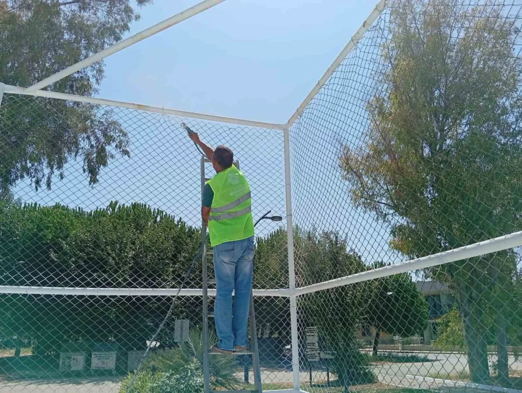 kusadasinda timur selcuk parki yenilendi e9b2f176d690