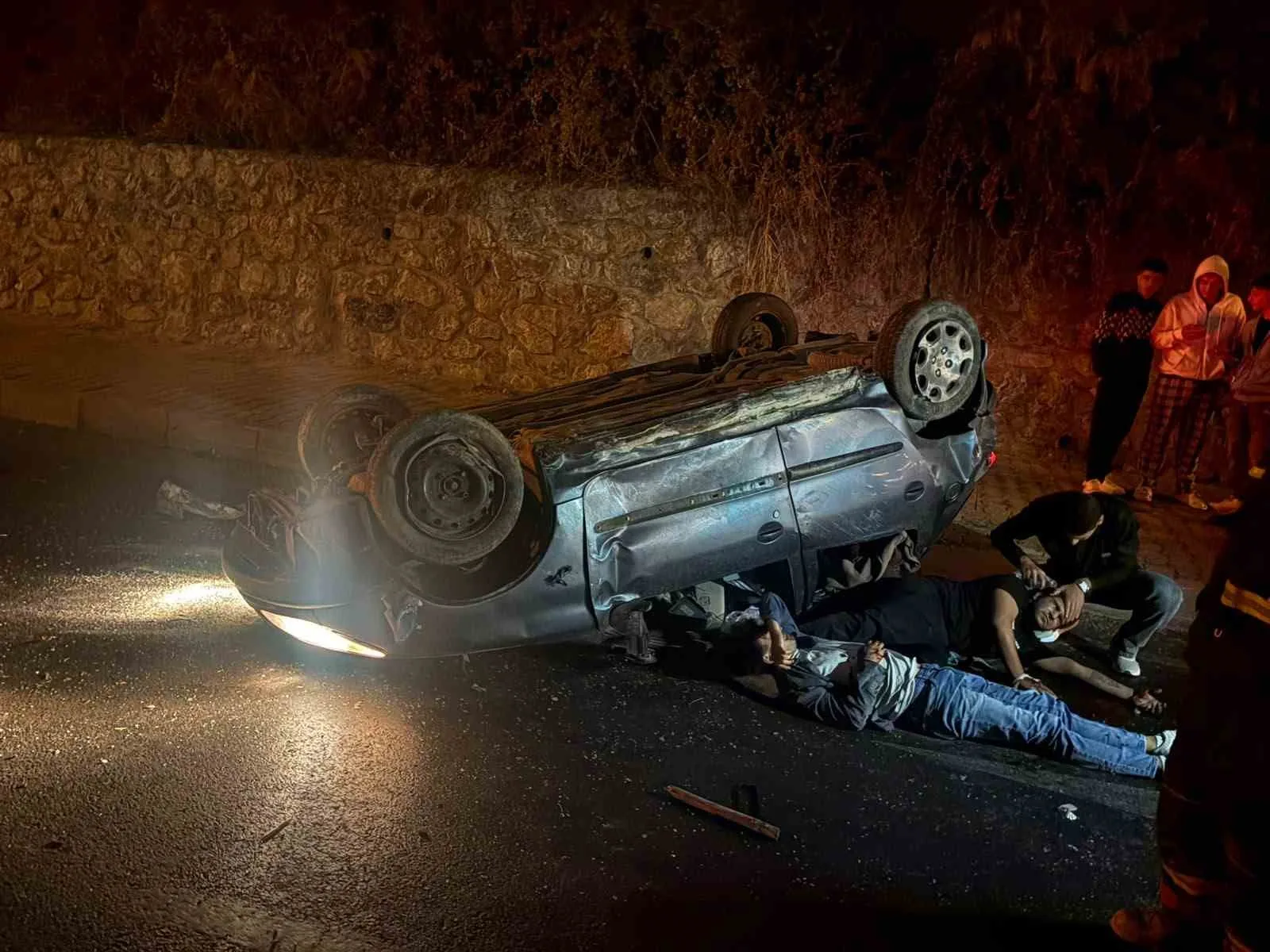 Kuşadası’nda trafik kazası: 2 yaralı