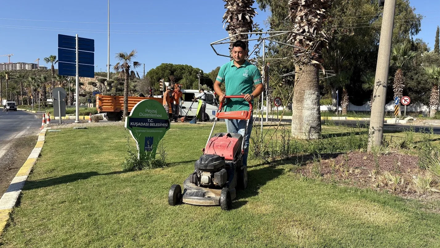 Kuşadası’nın ana arterlerinde hummalı çalışma
