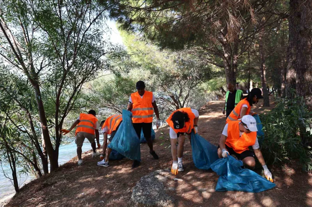 marmariste kuruvaziyer personelinden ornek cevre duyarliligi 093be3d45aba