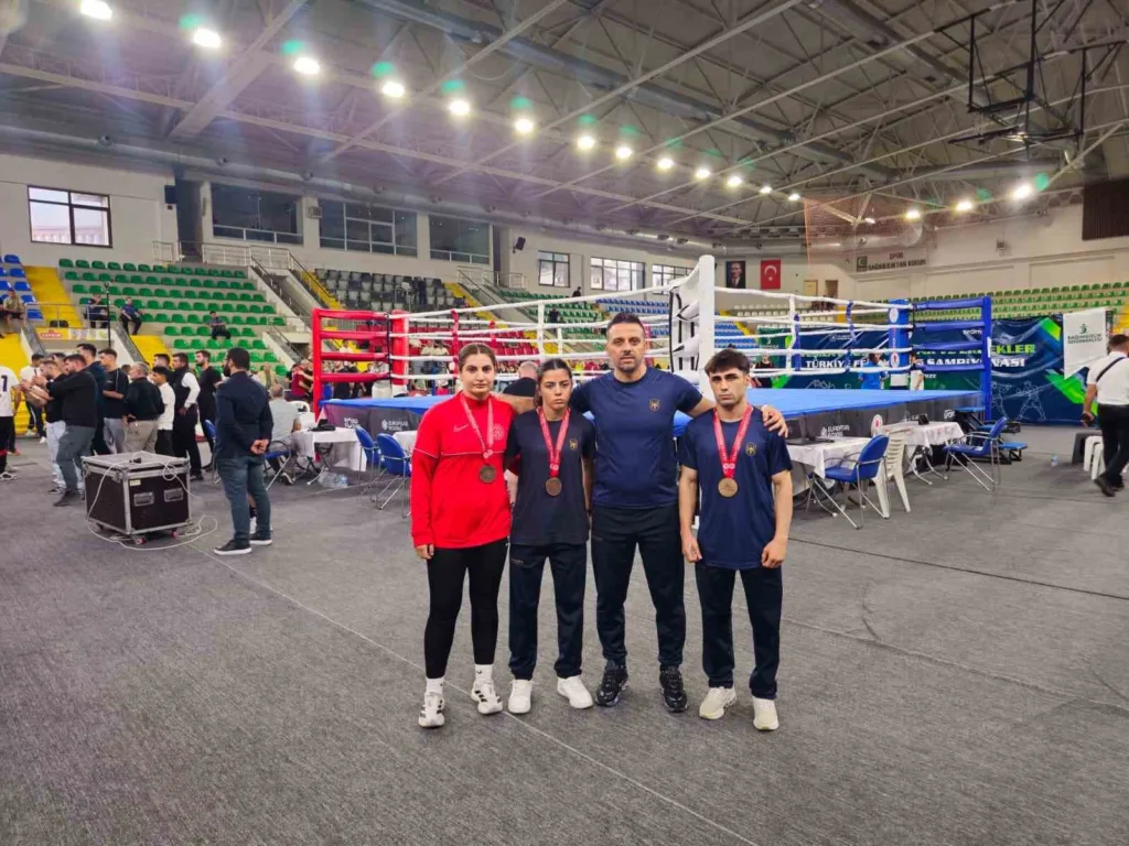 milli sporcu akkas besinci kez turkiye sampiyonu oldu eb983cc9e661