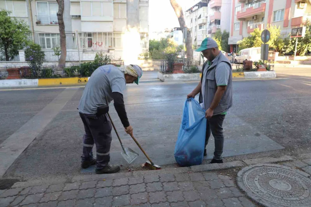 nazilli belediyesinden temizlik calismasi 448c31f90df6