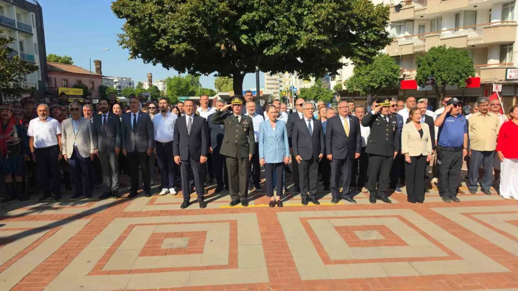 nazilli kurtulus gununu coskuyla kutladi 0f2a2b96d875