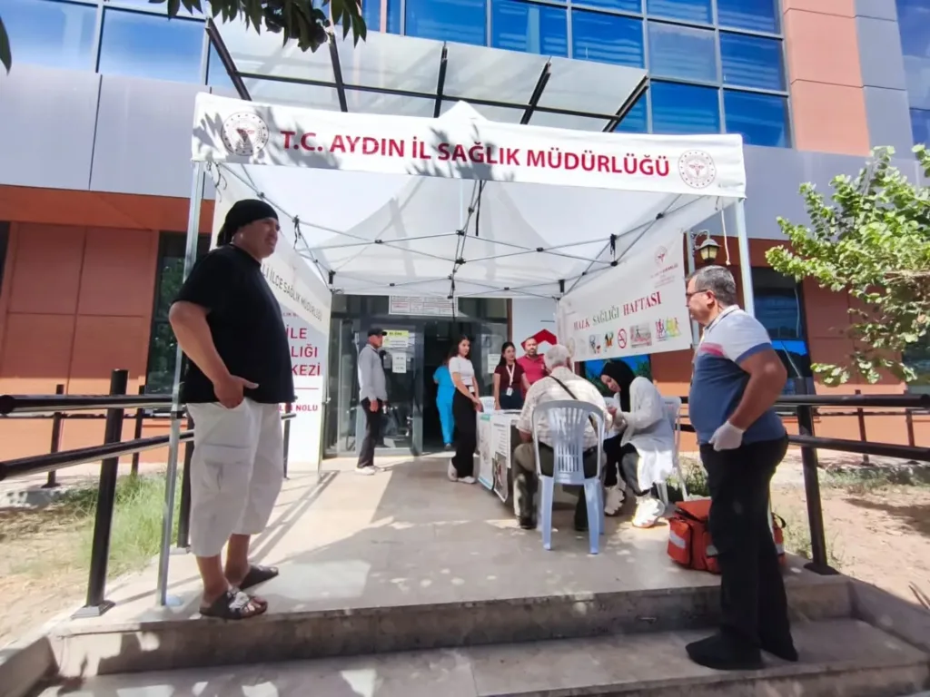 nazillide vatandaslarin saglik karnesi cikarildi 5eaa45eeca85