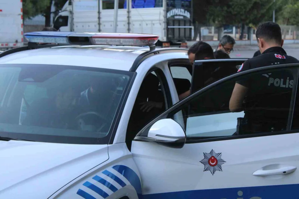 okul onunde pompali tufekle gezen 2 supheli yakalandi 13f60d07248b