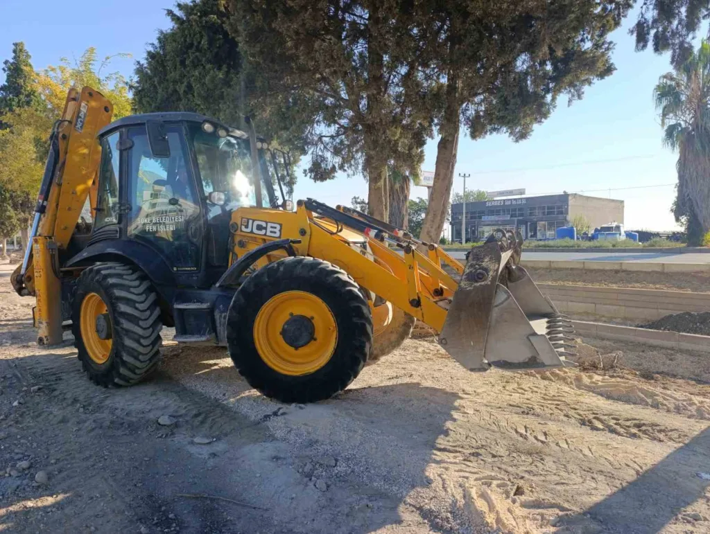 sokede bisiklet ve yuruyus yolu projesinde beton dokum calismasi tamamlandi c6f4c10649c1