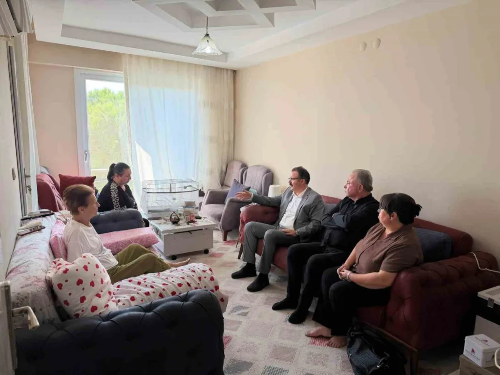 Sultanhisar’da ailelerin talepleri yerinde dinleniyor 46 sultanhisarda ailelerin talepleri yerinde dinleniyor 0200387bc8b9