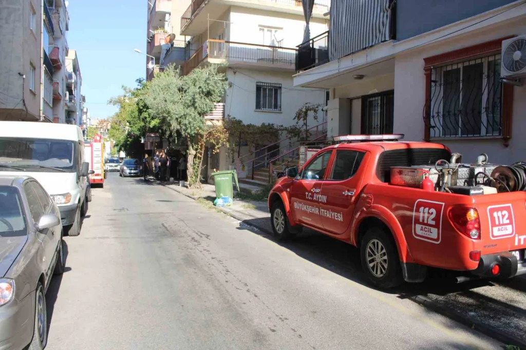 Aydın'da hareketli sabah: Torunu haber alamayınca ekipler seferber oldu 2 torunu haber alamayinca ekipler seferber oldu 1d984103e0fb