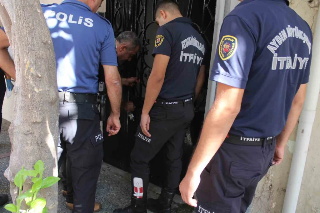 Aydın'da hareketli sabah: Torunu haber alamayınca ekipler seferber oldu 7 torunu haber alamayinca ekipler seferber oldu 679c596ddf2d