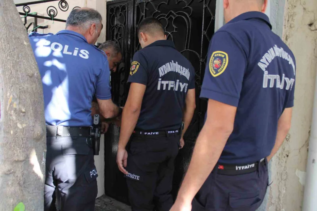 Aydın'da hareketli sabah: Torunu haber alamayınca ekipler seferber oldu 6 torunu haber alamayinca ekipler seferber oldu bed4d9de4705
