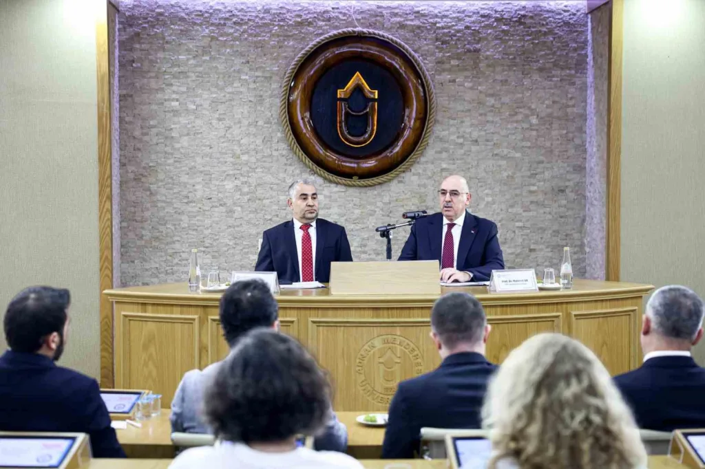YÖK ile ADÜ arasında Meslek Yüksekokulları ile ilgili değerlendirme toplantısı gerçekleştirildi 7 yok ile adu arasinda meslek yuksekokullari ile ilgili degerlendirme toplantisi gerceklestirildi 515cbf7c9e8c