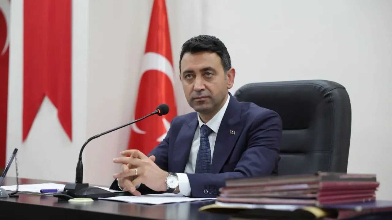 CHP'nin İzmir'de 4 belediyesi kaldı: Bir başkan daha istifa etti 1 35ee3773 1f8e 4f4c aca1 c6a05016ac34 2