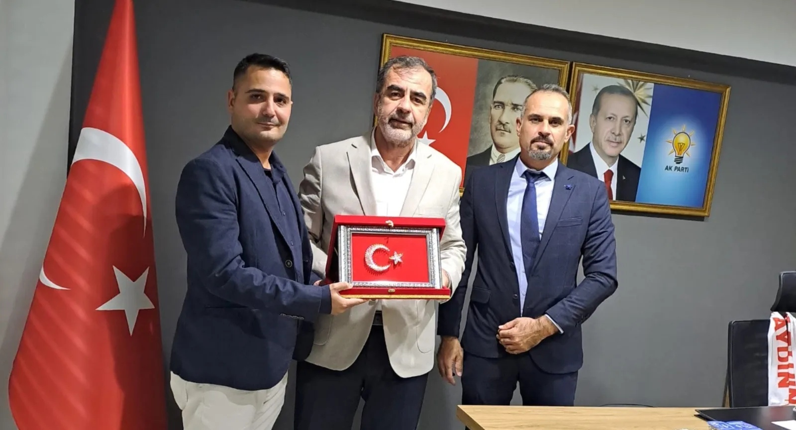 EMNİYET TEŞKİLATI SENDIKASI YÖNETİMİNDEN AK PARTİ AYDIN İL BAŞKANLIĞINA ZİYARET