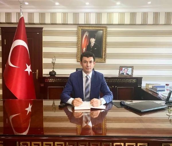 Vali yardımcısı silahla vurulmuş halde ölü bulundu!