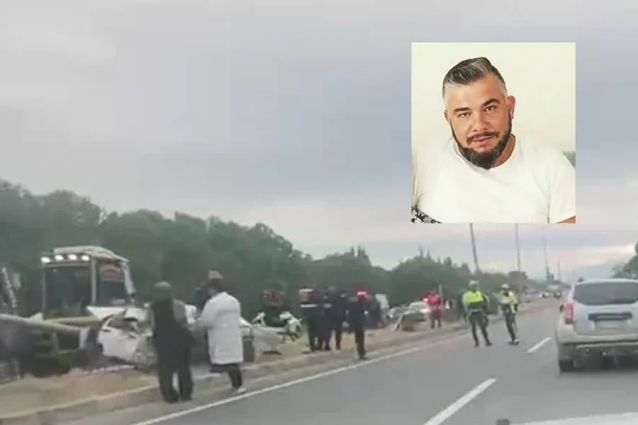 Elektrik direğine çarpan TOFAŞ ikiye bölündü: 1 ölü