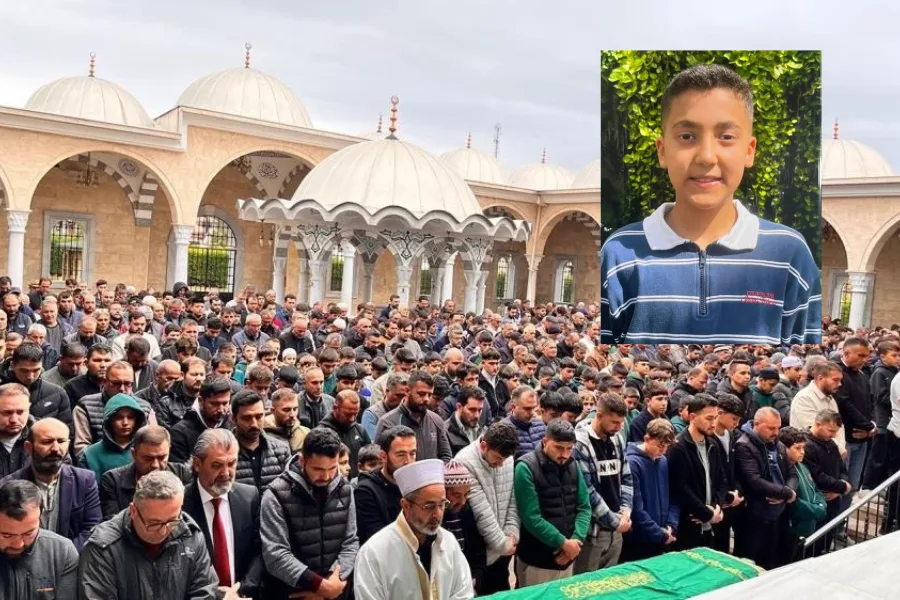 15 yaşında çocuk kalbine yenildi