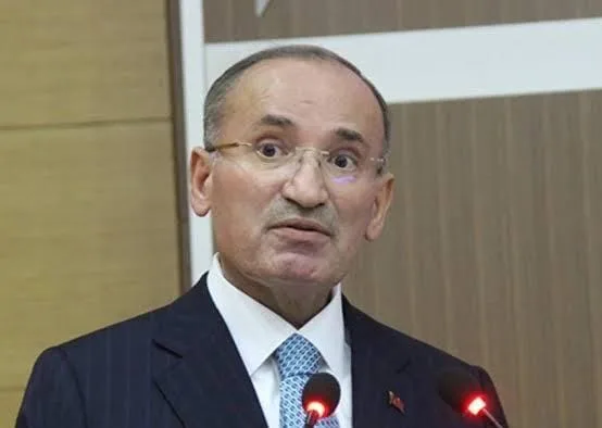 TBMM'de flaş istifa: AK Partili Bekir Bozdağ görevi bıraktı 3 TBMM’de flaş istifa: AK Partili Bekir Bozdağ görevi bıraktı