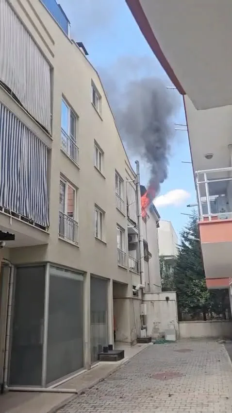 Aydın’da ev yangını