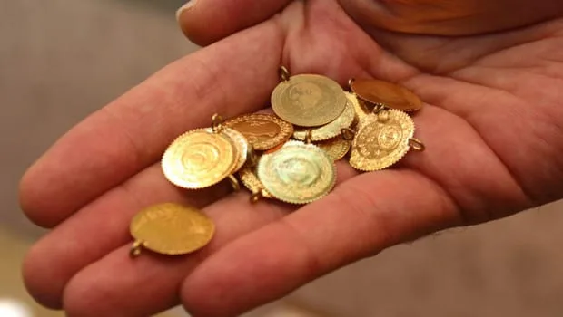 Altında yön yeniden yukarı: 9 Ekim 2026 çeyrek, gram ve yarım altın satış fiyatları