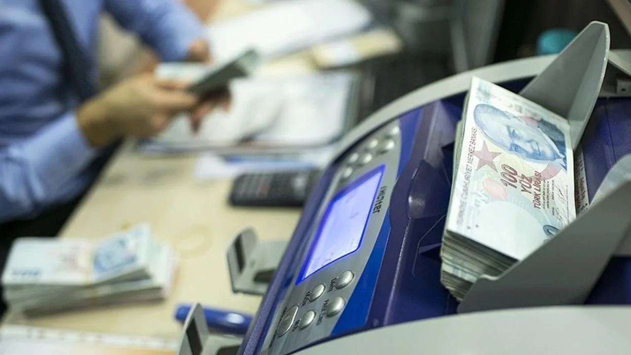 Aydın’da banka şubesi kapanıyor! Yeni Parti ve MHP’den tepki