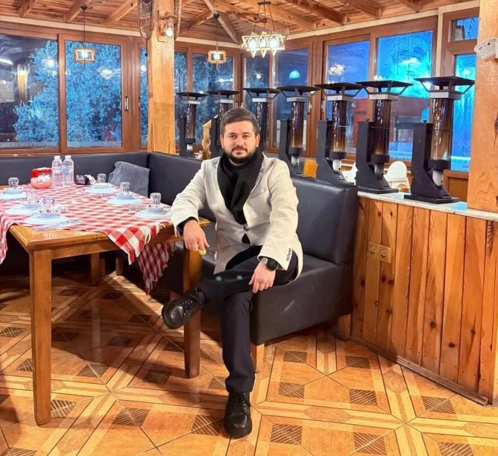 Restoranda kanlı kavga: İşletme sahibi öldü, müşteri ağır yaralı 5 Restoranda kanlı kavga: İşletme sahibi öldü, müşteri ağır yaralı