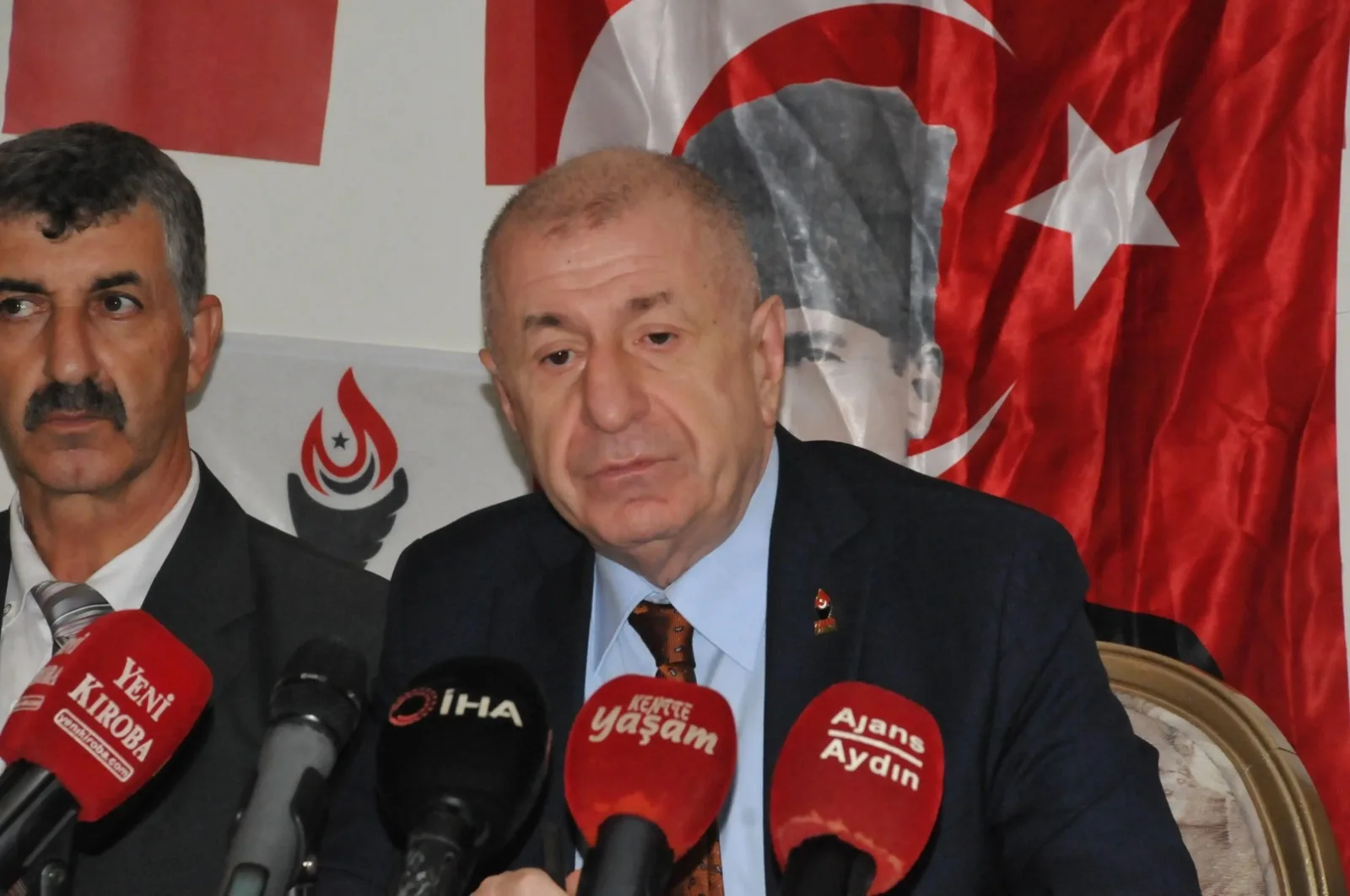 Ümit Özdağ, Aydın’da konuştu! Dikkat çeken Öcalan çıkışı…