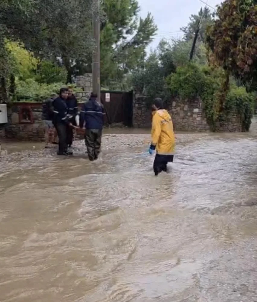 Muğla’da sel: Hamile kadın böyle kurtarıldı