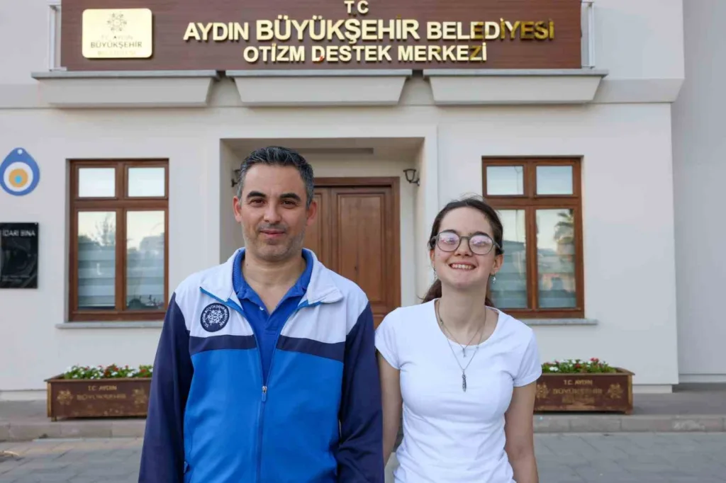 Aydın Büyükşehir Otizmli öğrencilere destek oluyor 5 aydin buyuksehir otizmli ogrencilere destek oluyor 4387d304c2a0