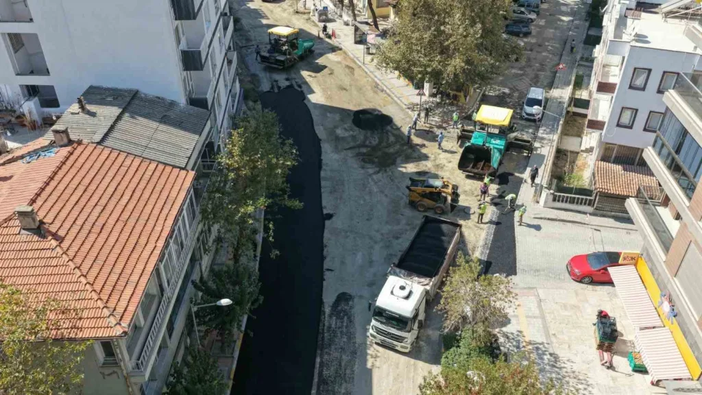 aydin buyuksehirin sokede calismalari suruyor 20a193ae3297