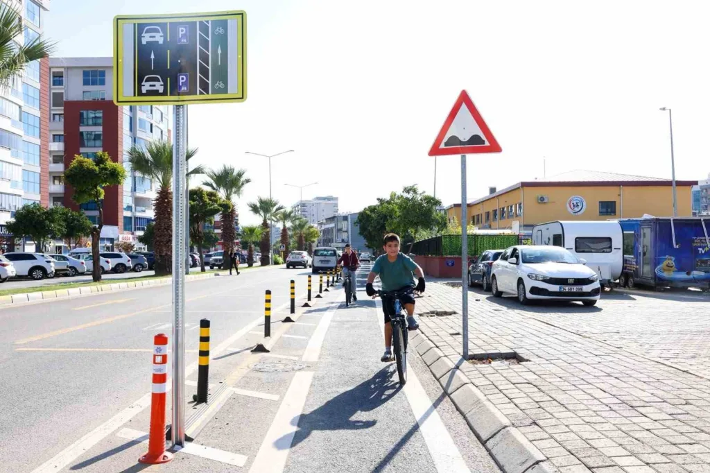 aydinda bisiklet yolunun tamamlanan bolumleri kullanima acildi ab93a378e788