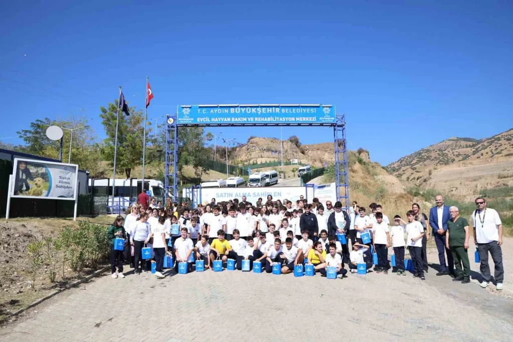 aydinda cocuklar hayvan bakim merkezini gezdi d9b1ae986633