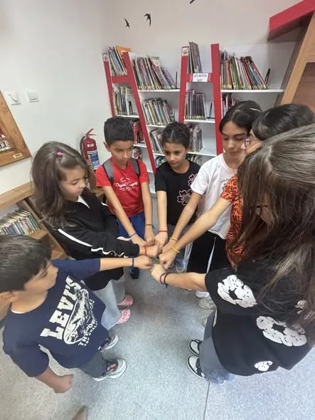 Aydın’da çocuklar kitap okudu, arkadaşlık bileklikleri tasarladı