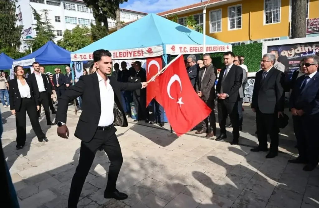 aydinda erasmus days tanitim programi duzenlendi 248a7afd3064