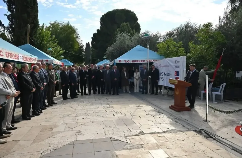 aydinda erasmus days tanitim programi duzenlendi 912345d59c46