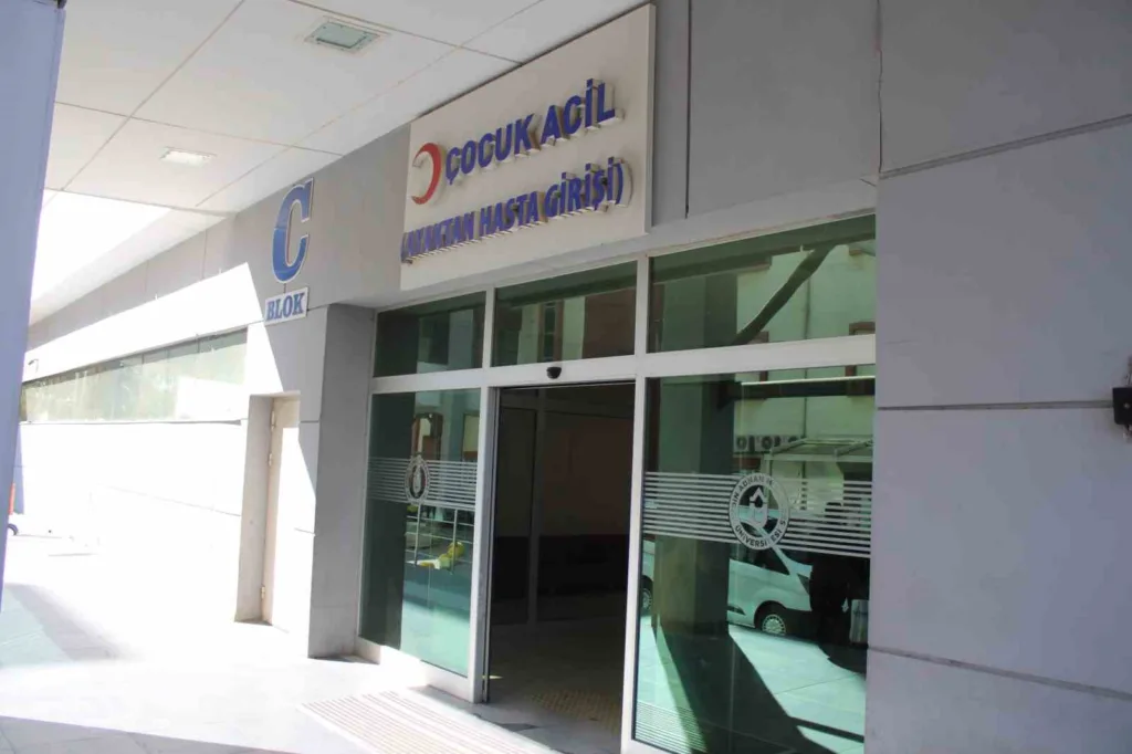 aydinda gida zehirlenmesi 3 ogrenci hastaneye kaldirildi e534e57100fe