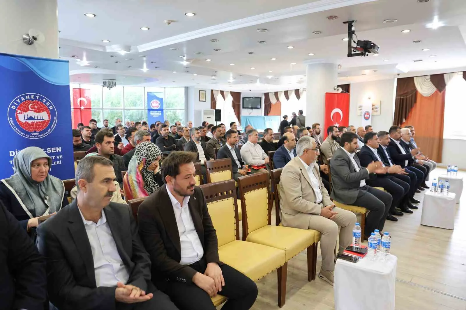 Aydın’da imamlar sandığa gitti; Marankoz güven tazeledi 2 Aydın’da imamlar sandığa gitti; Marankoz güven tazeledi