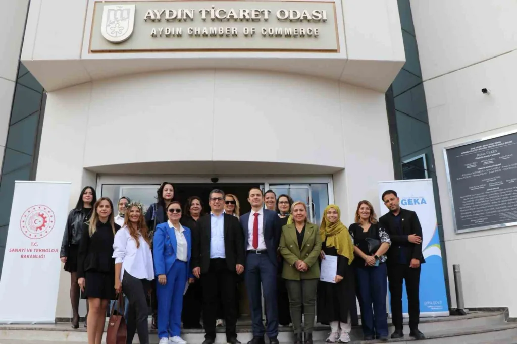 aydinda kadin zeytinyagi operatorleri belgelerini aldi 744733c96486