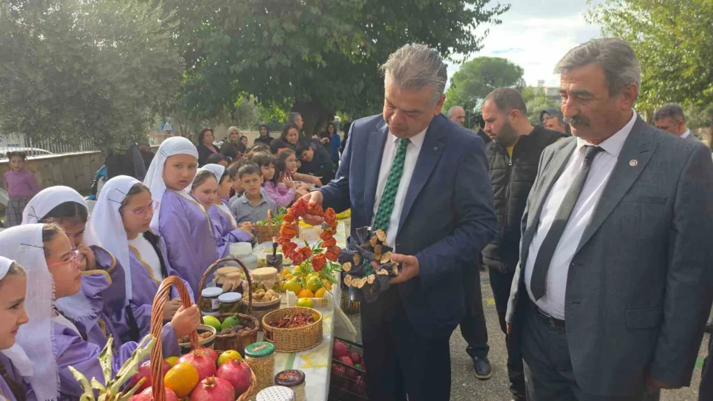 Aydında öğrenciler ekolojik pazar kurdu, satış yaptı 7 aydinda ogrenciler ekolojik pazar kurdu satis yapti 90bcacfd59ab