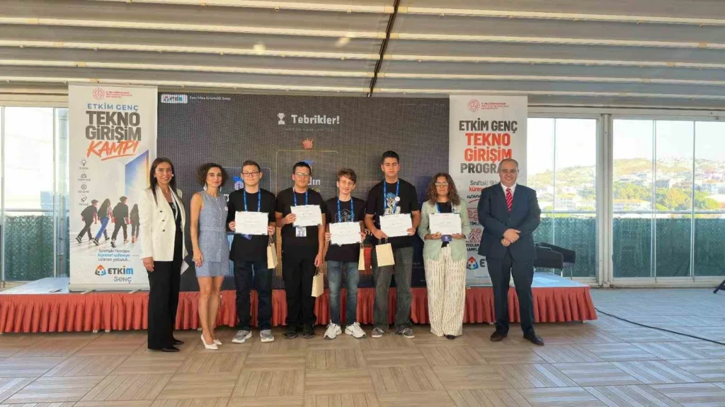 aydinli ogrenciler izmirde teknoloji zirvesine cikti a226c827b9ca