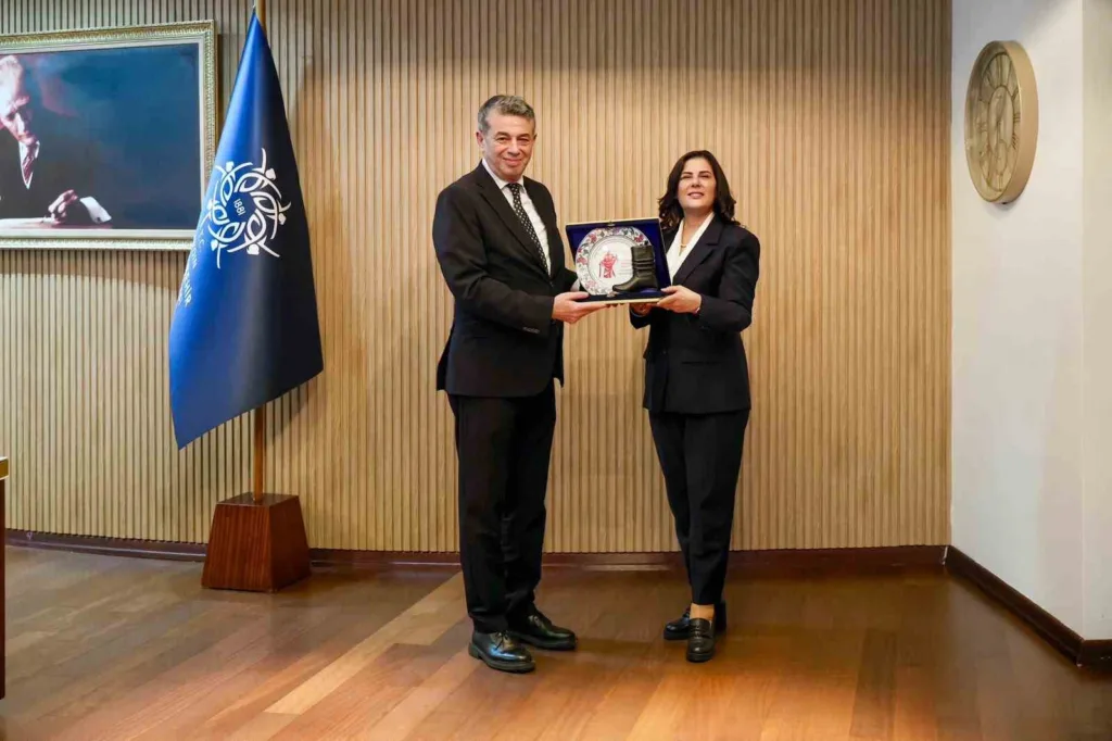 baskan cercioglu aydin esnaf ve sanatkarlar odalari birligini agirladi b8d0e9f1f747