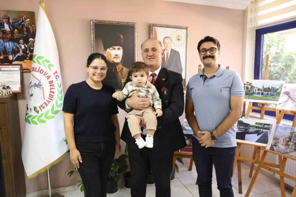 baskan kaya minik teoman ile bulustu 8ecd6511e944